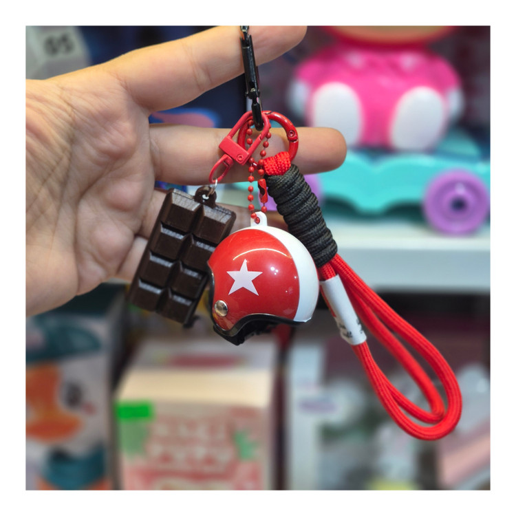 آویز جاکلیدی کلاه کاسکت