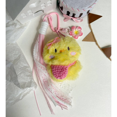 آویز چارم طرح جوجه کیف دار کیوت